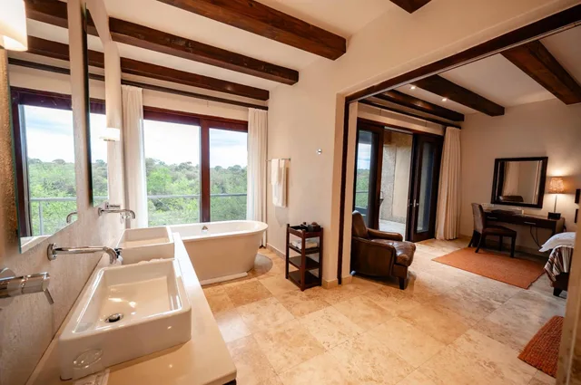 جناح، Kapama River Lodge 9/9