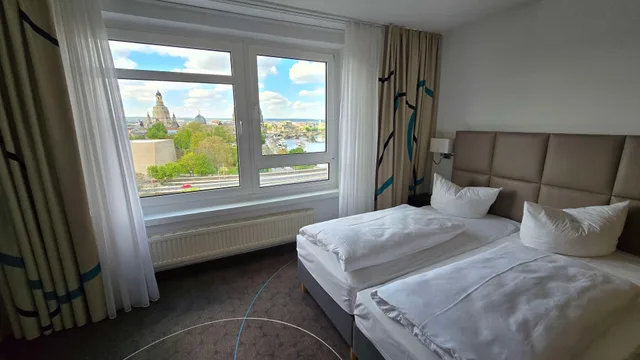 جناح جونيور عائلي، Hotel Am Terrassenufer 7/13