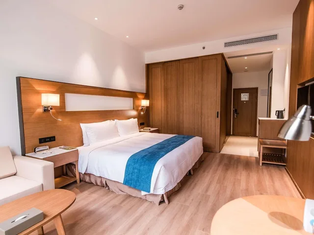 غرفة ديلوكس بسرير كينج، Novotel Suzhou Tai Lake Santeh 1/6