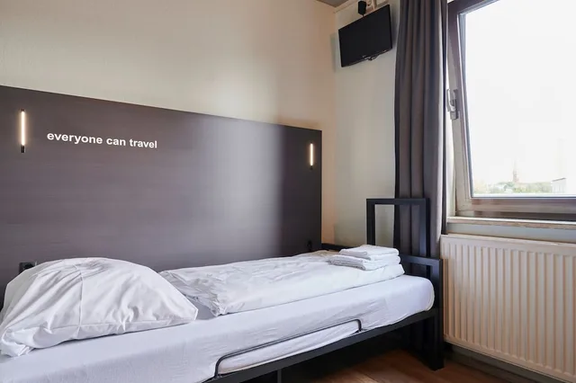 غرفة مفردة بحمام مشترك، a&o Hamburg Reeperbahn 11/19