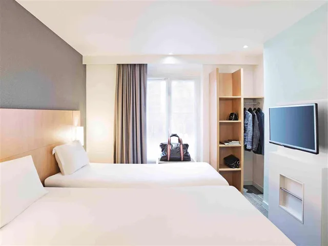 غرفة قياسية بسرير مزدوج وسرير فردي، ibis Paris Gare du Nord TGV 1/8