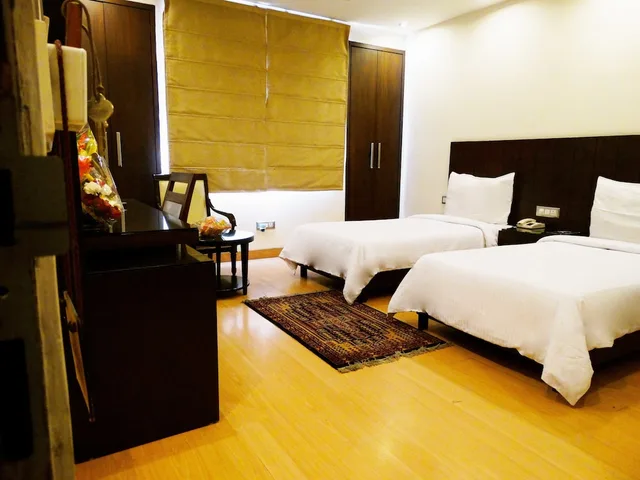 غرفة تنفيذية بسريرين منفصلين، HOTEL THE LEGEND INN 5/9