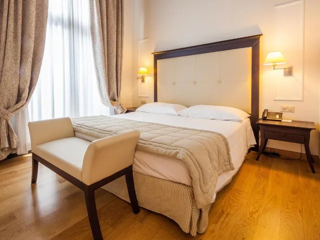 غرفة عصرية بسرير مزدوج، Park Hotel Principe 1/1