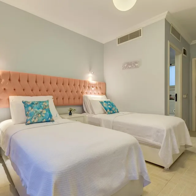 غرفة ديلوكس بسريرين منفصلين، Levin Otel 1/5