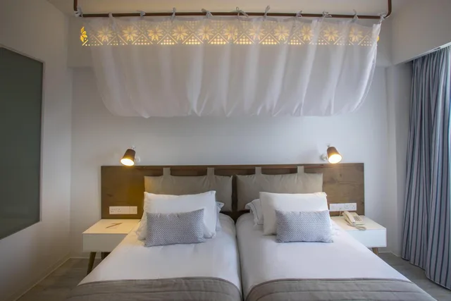 Room, Single, Lateral Side Sea View، Lordos Beach Hotel and Spa 5/9