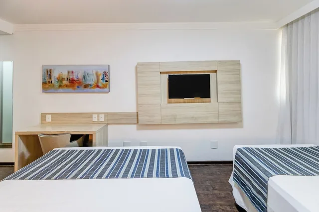 غرفة ديلوكس ثلاثية بسرير كوين وسرير فردي، Allia Gran Hotel Pampulha Suites 6/10