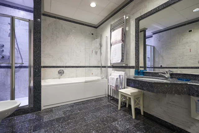 جناح، Rivoli Boutique Hotel 6/7