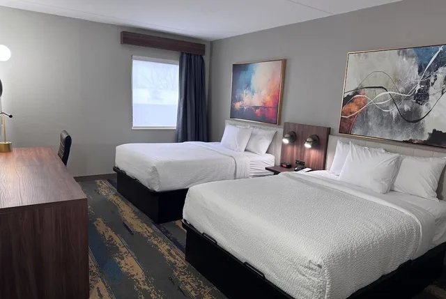 غرفة بسريرين كوين لذوي الإعاقة، Quality Inn Suites Miamisburg 1/2