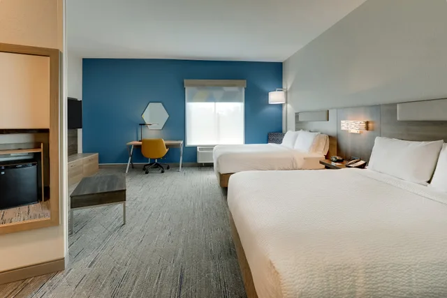 غرفة بسريرين لذوي الإعاقة، Holiday Inn Express Leland - Wilmington Area 1/4