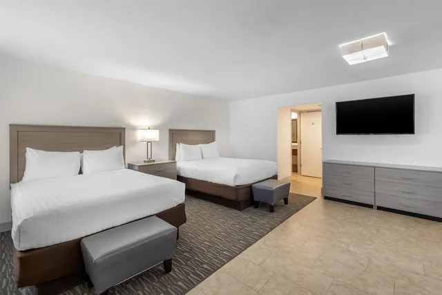 جناح كبير بسريرين كوين، Best Western Palm Beach Lakes 1/6