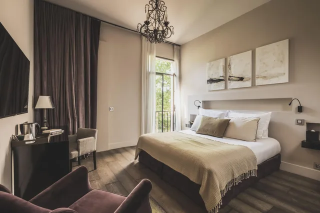 غرفة قياسية بسرير مزدوج لذوي الإعاقة، LES LODGES SAINTE VICTOIRE 2/4
