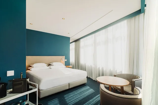 جناح بسرير كوين، Velamar Boutique Hotel - Adults Only 4/8