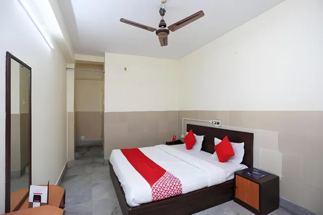 غرفة كلاسيكية بسرير مزدوج أو سريرين منفصلين، Oyo 26808 Shree Ram Residency 1/4