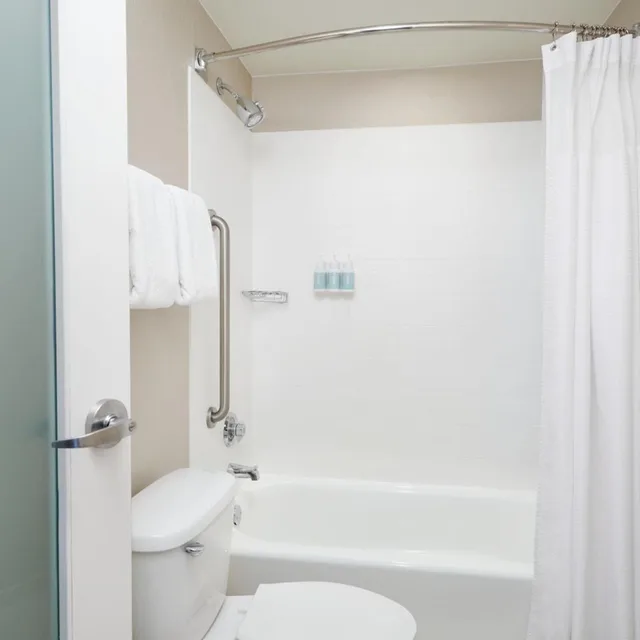 استوديو بسريرين كوين مع أريكة، SpringHill Suites St. Louis Brentwood 6/7