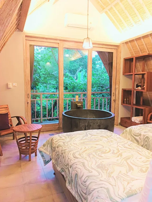 غرفة بسريرين منفصلين بشرفة، Ubad Retreat 4/8