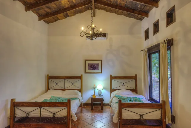 جناح جونيور بسرير مزدوج، Hacienda La Pacifica 5/7