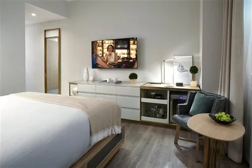 استوديو بريميير، Hilton Club The Central at 5th New York 1/3