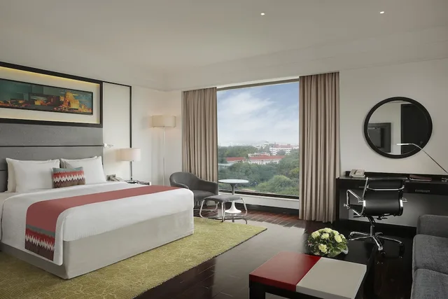 غرفة قياسية بسرير كينج، Crowne Plaza Pune City Centre 6/9