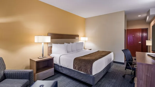 غرفة قياسية بسرير كينج لذوي الإعاقة، Best Western North Attleboro / Providence Beltway 4/7