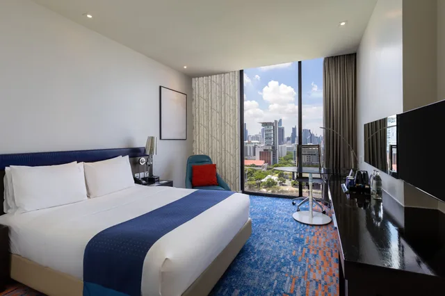 غرفة قياسية بسرير كوين بإطلالة على المدينة، Holiday Inn Express Bangkok Siam 1/8