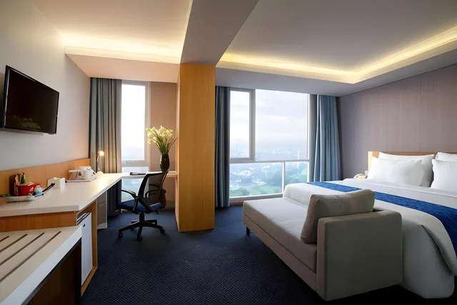 Deluxe, Executive, Queen Bed, Hotel Grandhika Setiabudi Medan 1/1