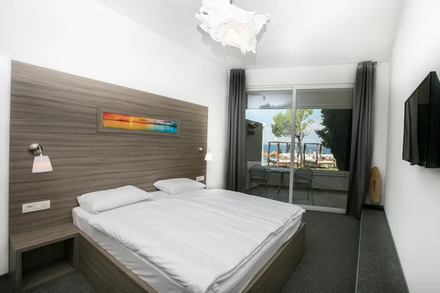 Superior, Double Bed, Beach Front، Barbara Piran Beach Hotel And Spa 10/10
