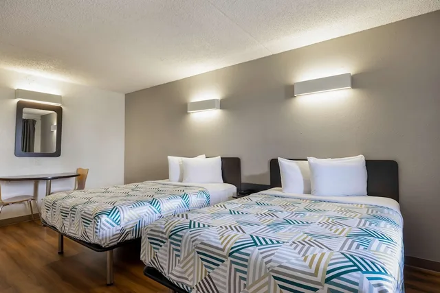 غرفة ديلوكس بسريرين مزدوجين، Motel6 Beaumont, TX 2/10