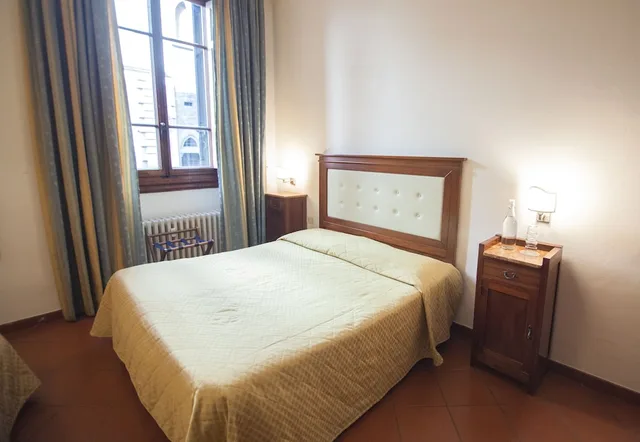 غرفة كلاسيكية ثلاثية بثلاثة أسرّة، Residenza Hotel Cimabue 6/10