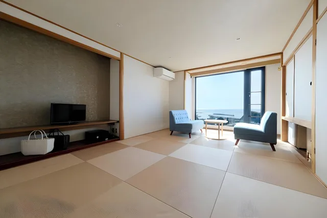 Japanese, No Bathroom, Top Floor، Shiretoko Yuhi No Ataruie Onsen Hostel 1/1