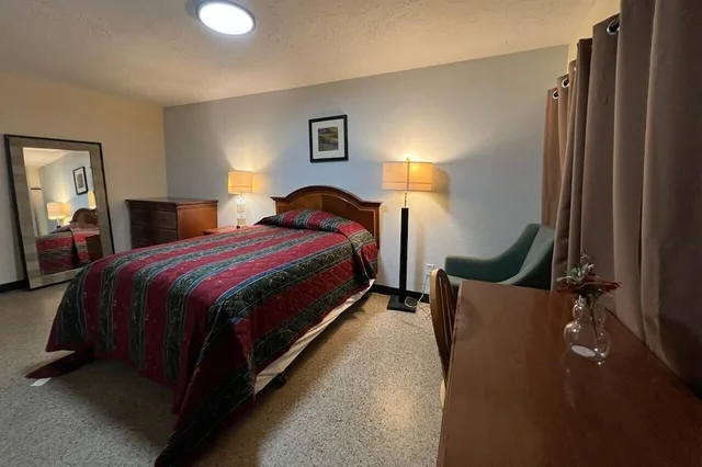 غرفة بسرير كينج لغير المدخنين، Cross City Motel by Hotel O US 19 3/4