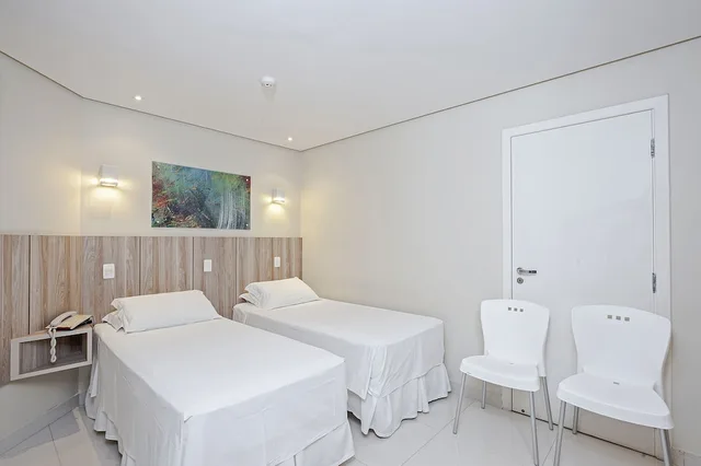 غرفة قياسية بسريرين منفصلين، Slaviero Hotel Ingleses Convention 4/9
