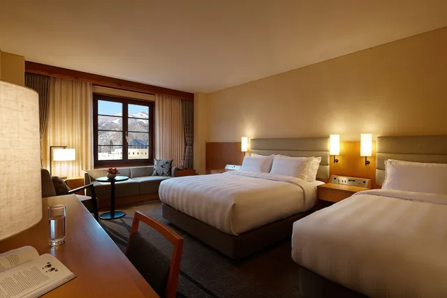 غرفة سوبيريور عائلية بسرير مزدوج وسرير فردي وسريرين، Lotte Arai Resort 4/8