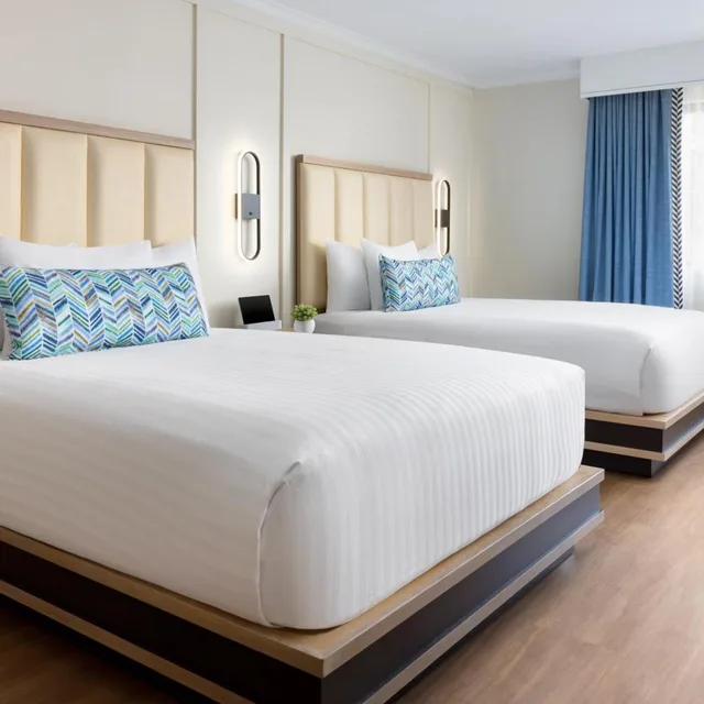 غرفة سوبيريور بسرير كوين، The Anza A Calabasas Hotel 1/10