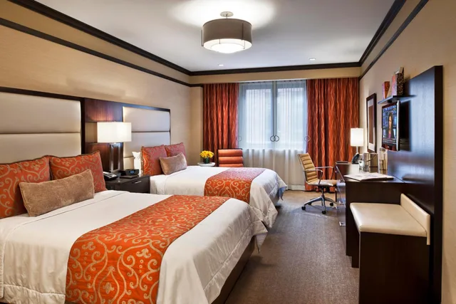 جناح سوبيريور بسرير كوين، The Pearl New York 4/8