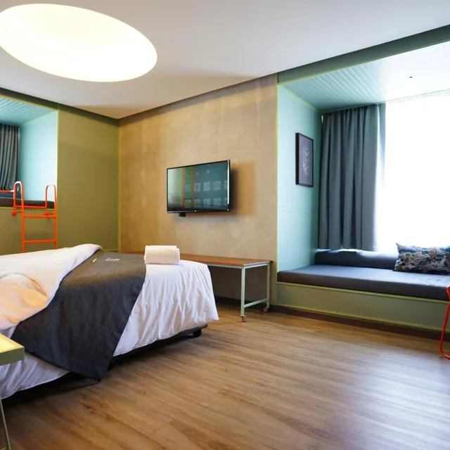جناح بمطبخ، Samsen Street Hotel 2/4