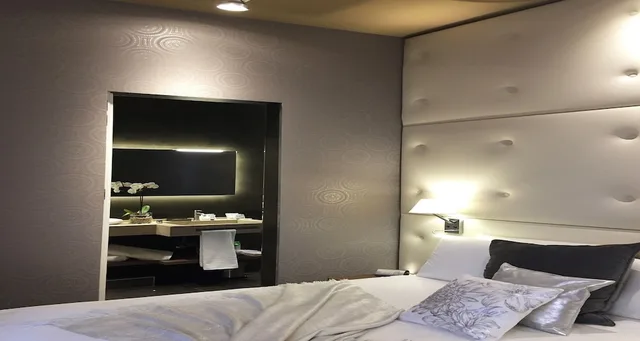 Junior Suite, Double Bed, Sofa, Private Luxury Suite 1/5