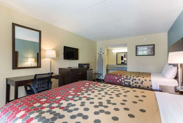 غرفة قياسية بسريرين كوين للمدخنين، Econo Lodge Gallatin - Metro Nashville 3/5