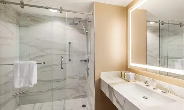 Room, 2 Queen Beds, Mountain or City View, Main Tower، Signia by Hilton San Jose (ex. The Fairmont San Jose) 5/5