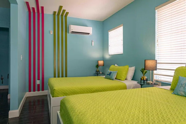 غرفة بسريرين كوين، Beds N' Drinks Hostel 2/4