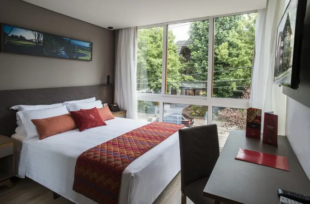 Stilo, Triple, 1 Double and 1 Single Bed، Laghetto Stilo Centro Hotel 3/9