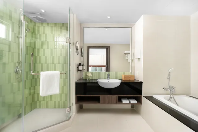 جناح تنفيذي بسرير كينج، Novotel Living Bangkok Sukhumvit Legacy 3/3