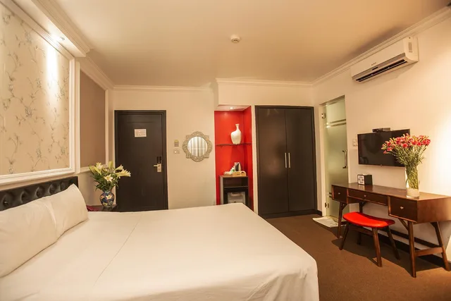 غرفة ديلوكس بسرير مزدوج، Dinh Hotel 1/4