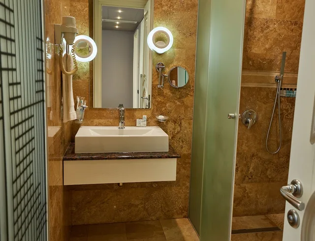 غرفة قياسية بسرير كينج بإطلالة على المدينة، Aghababyan S Hotel 9/9