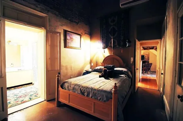 جناح بسريرين كوين بغرفتي نوم، The Olivier House Hotel 3/5