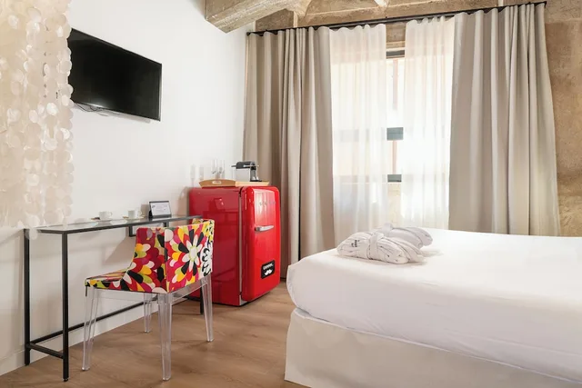 غرفة بريميوم بسريرين منفصلين بشرفة، Brondo Architect Hotel 4/10
