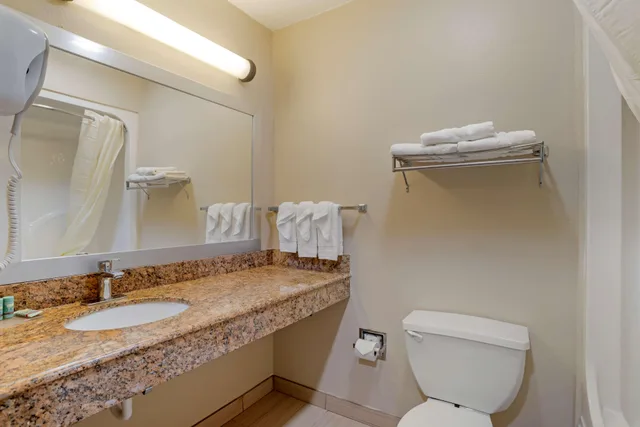 غرفة بسرير كوين، Best Western Ville Platte 4/4