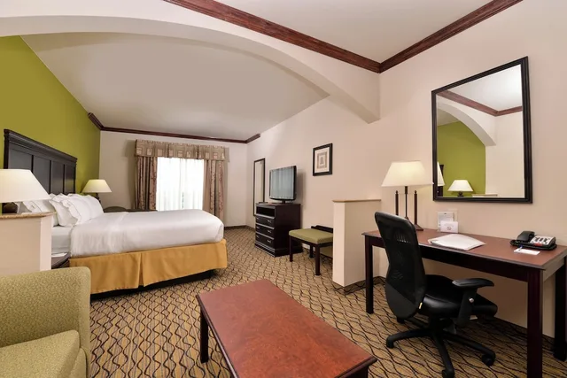 جناح بسرير كينج مع أريكة لذوي الإعاقة، Holiday Inn Express Hotel Suites Sherman Hwy 75 1/2