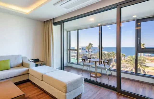جناح عائلي بسرير مزدوج وسريرين منفصلين، UNI HOTEL JEJU 1/3
