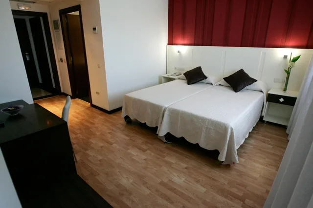 غرفة بسرير مزدوج أو سريرين منفصلين، LA BASTIDA HOTEL 8/10