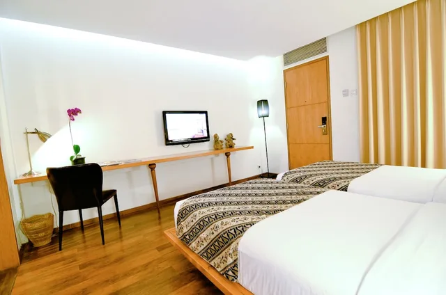 غرفة تنفيذية بسريرين منفصلين، GUMILANG REGENCY HOTEL EX-GUMILANG SARI HOTEL(KT) 4/5